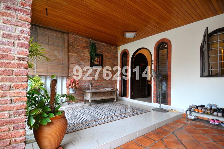 Lucky Hills (D16), Terrace #110939142